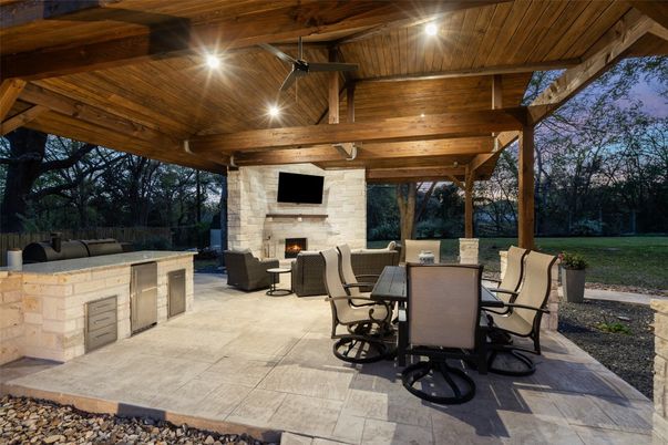 Exterior, Fireplace