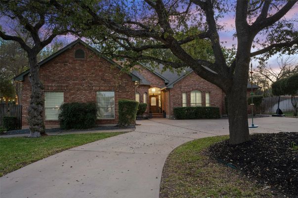 Exterior, Facade, Brick Facade, Brick Traditional