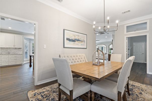 Chandelier, Dining room, Interior, Kitchen, Recessed Lighting, Wood Texture Flooring
