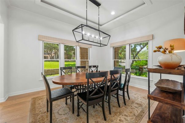 Chandelier, Dining room, Interior, Pendant Lights, Recessed Lighting, Wood Texture Flooring