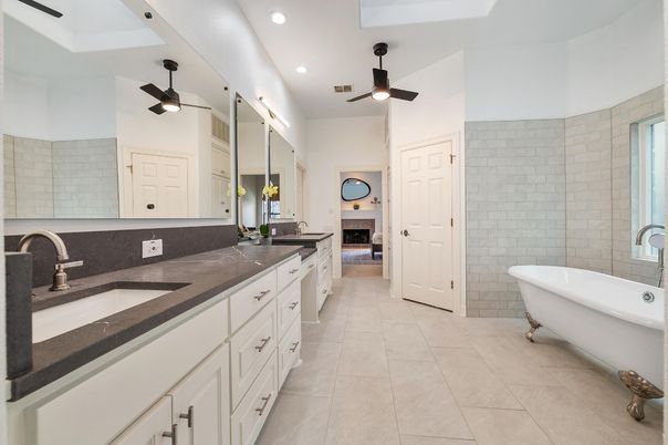 Bathroom, Dual Sink Vanities, Fireplace, Free Standing Baths, Interior, Recessed Lighting
