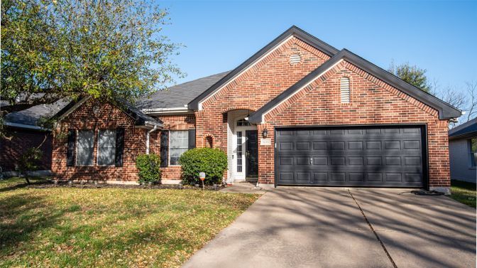 Attached, Exterior, Facade, Brick Facade, Brick Traditional