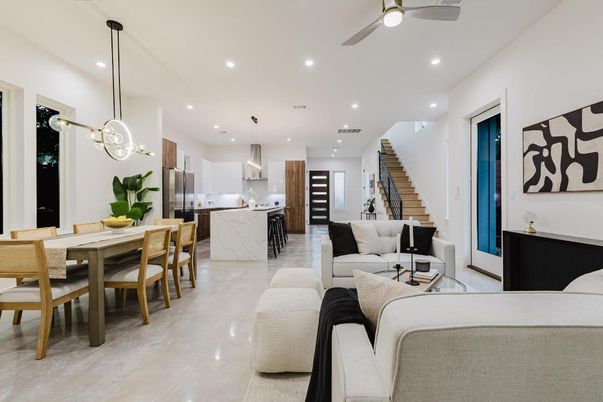 Dining room, Interior, Kitchen, Living room, Pendant Lights, Recessed Lighting, Stainless Steel Appliances