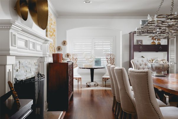 Chandelier, Dining room, Fireplace, Interior, Recessed Lighting, Wood Texture Flooring