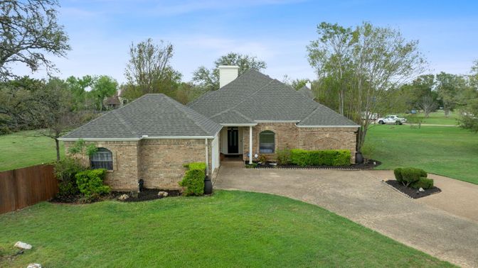 Backyard, Exterior, Facade, Brick Facade, French Provincial