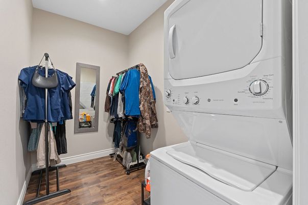 Interior, Utility Closets, Washer, Wood Texture Flooring