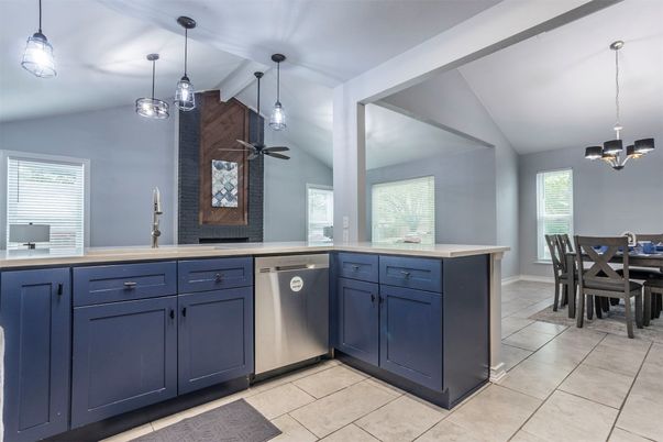 Dining room, Interior, Kitchen, Pendant Lights