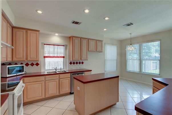 Chandelier, Interior, Kitchen, Pendant Lights, Recessed Lighting