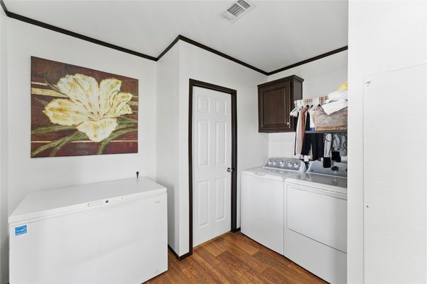 Interior, Utility Closets, Washer, Wood Texture Flooring