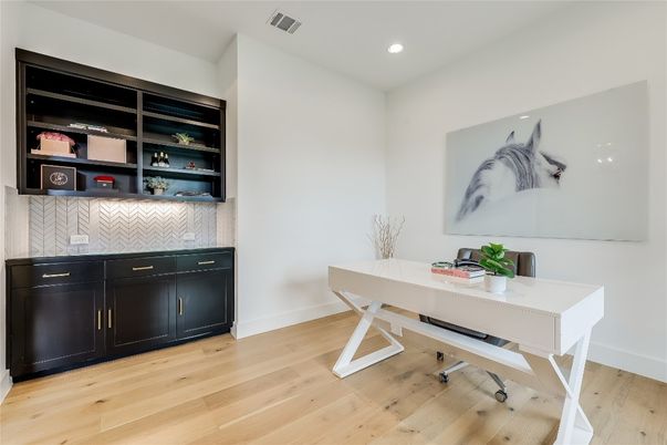 Home Office, Interior, Recessed Lighting, Wood Texture Flooring