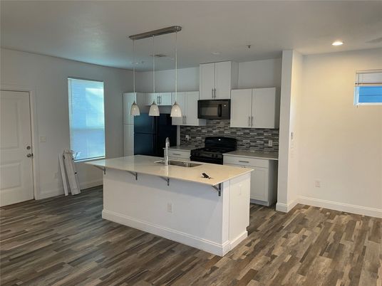 Interior, Kitchen, Pendant Lights, Recessed Lighting, Wood Texture Flooring