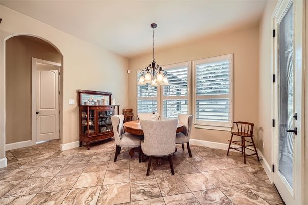 Chandelier, Dining room, Interior