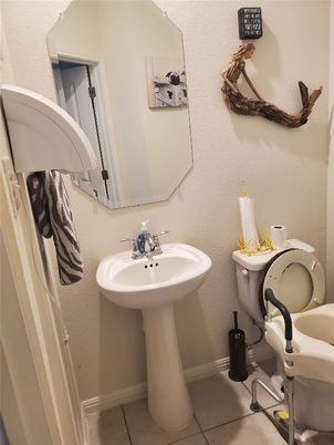 Bathroom, Interior