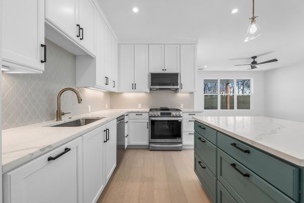 Interior, Kitchen, Pendant Lights, Recessed Lighting, Wood Texture Flooring