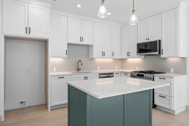 Interior, Kitchen, Pendant Lights, Recessed Lighting, Wood Texture Flooring