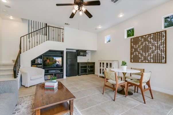 Dining room, Interior, Recessed Lighting