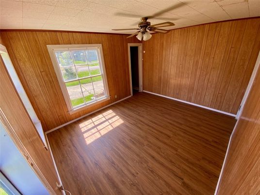 Empty room, Interior, Wood Texture Flooring, Wooden Walls