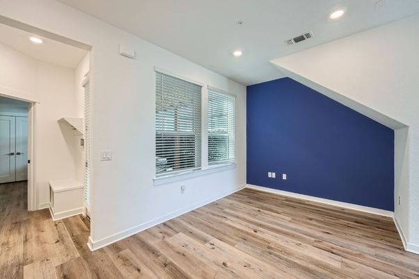 Empty room, Interior, Recessed Lighting, Wood Texture Flooring