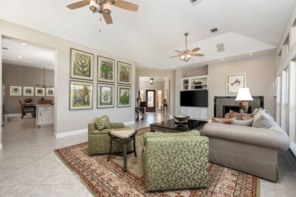 Dining room, Fireplace, Interior, Living room, Pendant Lights, Recessed Lighting