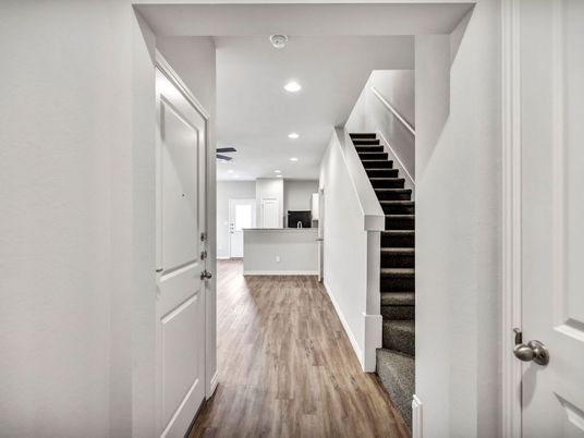 Interior, Recessed Lighting, Wood Texture Flooring
