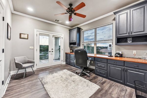 Home Office, Interior, Recessed Lighting, Wood Texture Flooring
