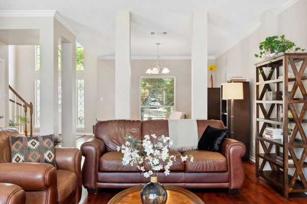Interior, Living room, Pendant Lights, Wood Texture Flooring
