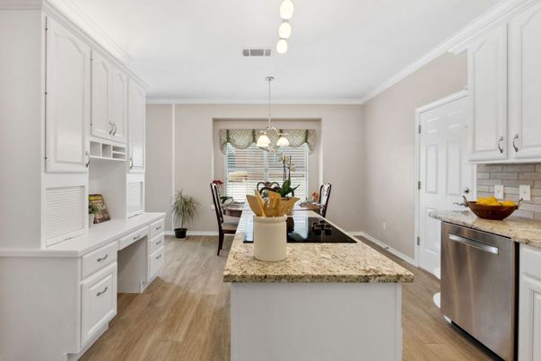 Dining room, Interior, Kitchen, Pendant Lights, Stainless Steel Appliances, Wood Texture Flooring