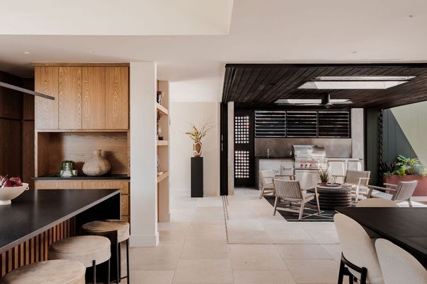 Dining room, Interior, Recessed Lighting