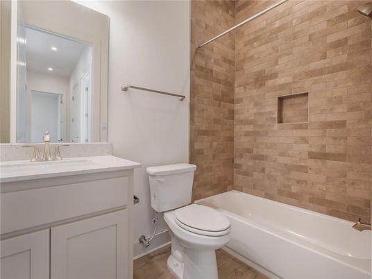 Bathroom, Interior, Recessed Lighting, Wood Texture Flooring
