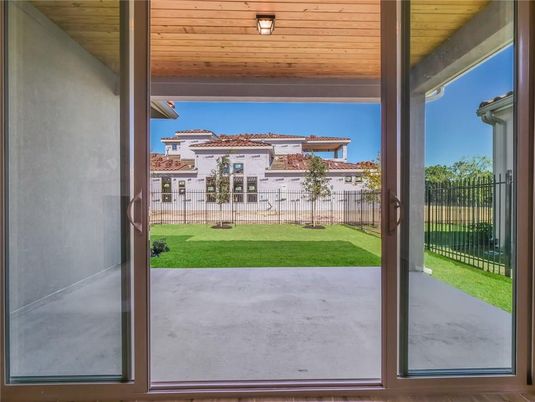 Backyard, Exterior