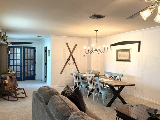 Chandelier, Dining room, Interior, Living room