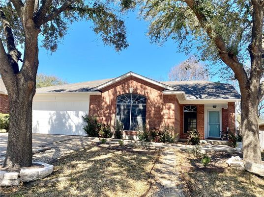 Attached, Exterior, Facade, Brick Facade, Ranch
