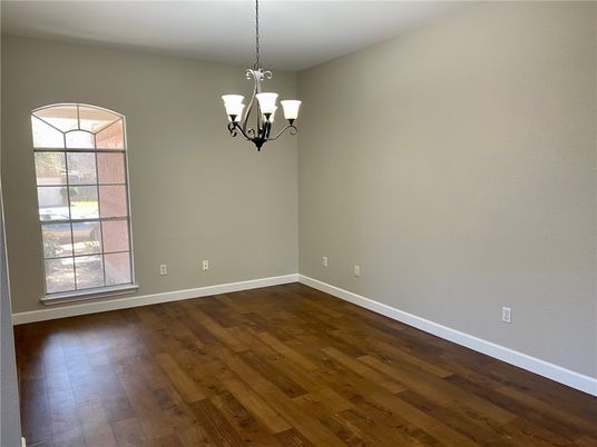 Chandelier, Empty room, Interior, Wood Texture Flooring