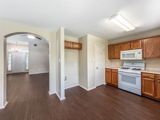 Chandelier, Interior, Kitchen, Wood Texture Flooring