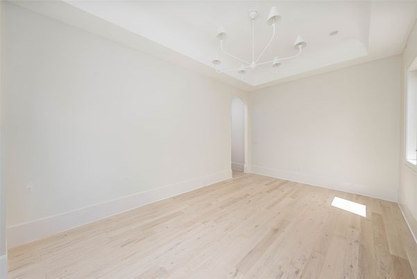 Chandelier, Empty room, Interior, Wood Texture Flooring