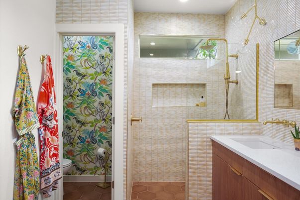 Bathroom, Interior, Recessed Lighting
