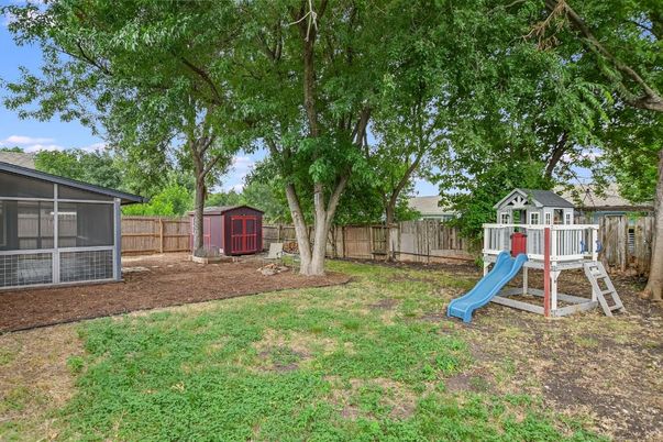 Backyard, Exterior, Playground