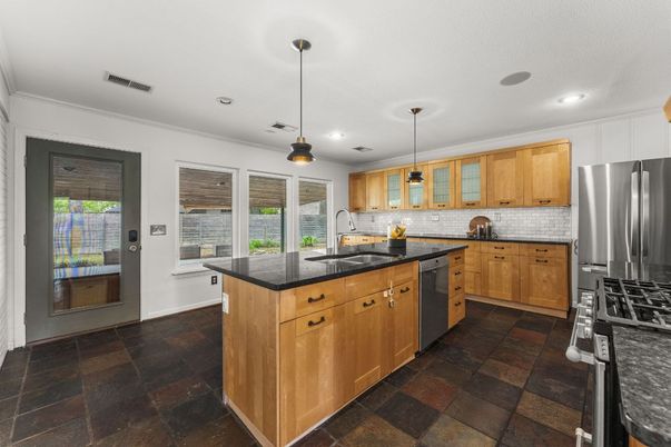 Interior, Kitchen, Pendant Lights, Recessed Lighting, Stainless Steel Appliances