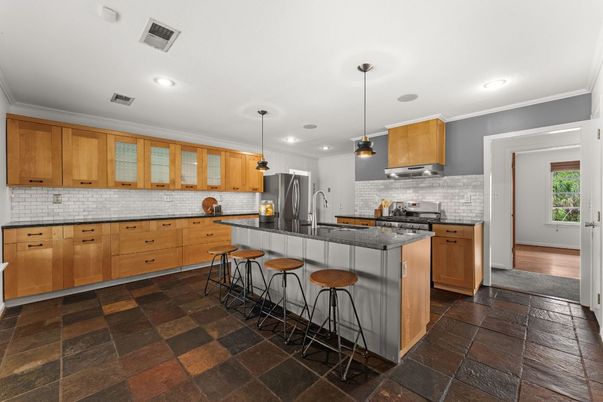 Interior, Kitchen, Pendant Lights, Recessed Lighting, Stainless Steel Appliances