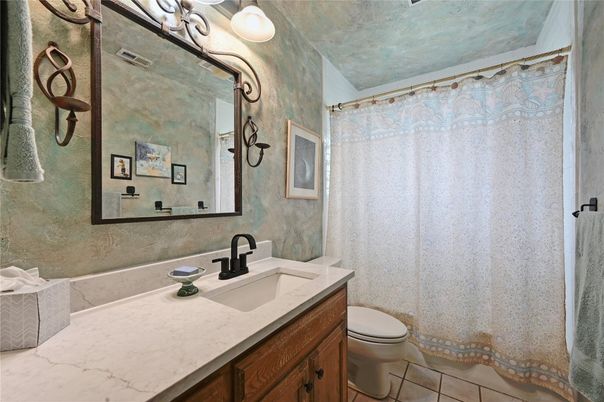 Bathroom, Interior