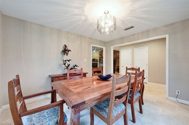Chandelier, Dining room, Interior