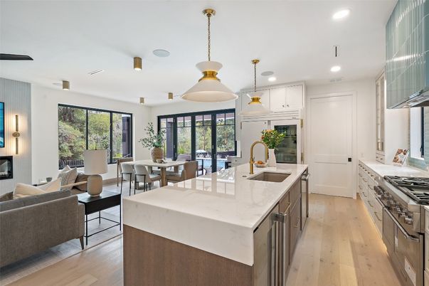 Dining room, Interior, Kitchen, Living room, Pendant Lights, Recessed Lighting, Stainless Steel Appliances, Wood Texture Flooring