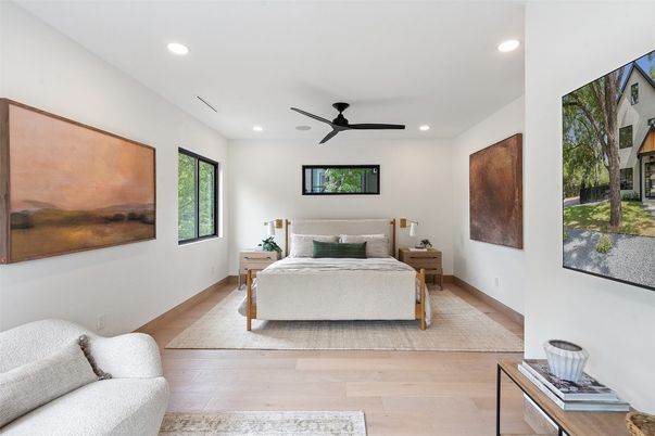 Bedroom, Interior, Living room, Recessed Lighting, Wood Texture Flooring