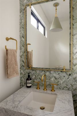 Bathroom, Interior, Marble, Pendant Lights