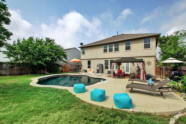 Backyard, Exterior, Pool