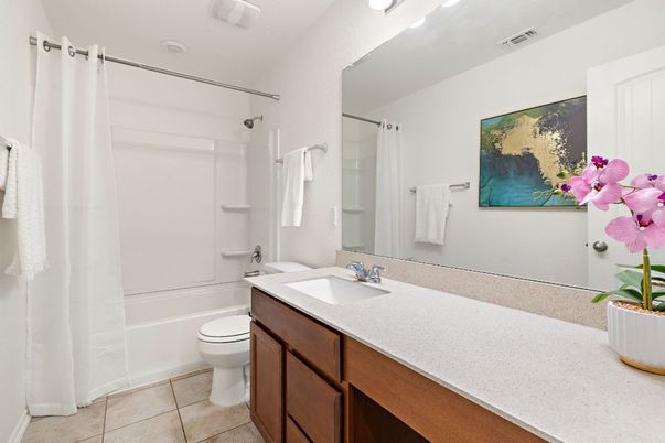 Bathroom, Interior, Recessed Lighting
