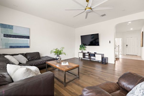 Interior, Living room, Recessed Lighting, Wood Texture Flooring