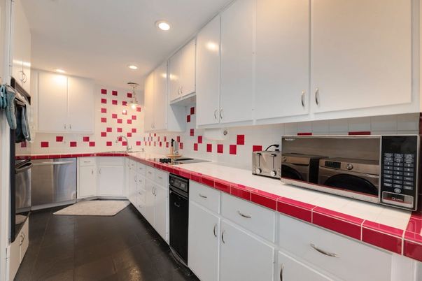 Interior, Kitchen, Recessed Lighting, Stainless Steel Appliances, Tile Countertops