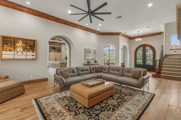 Chandelier, Interior, Living room, Pendant Lights, Recessed Lighting, Wooden Beams, Wood Texture Flooring