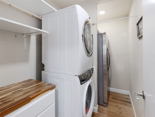 Interior, Recessed Lighting, Utility Closets, Washer, Wood Texture Flooring